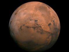 A vida na Terra realmente começou em Marte? Impactos de asteróides podem permitir que micróbios saltem ao redor dos planetas, sugere estudo