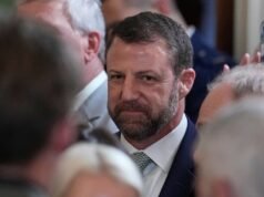 O Senado nomeou Mullin para chefiar o Departamento de Segurança Interna