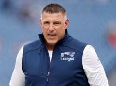 Patriots HC Mike Vrabel trabalhou com o prospecto do Draft de 2026 da NFL.