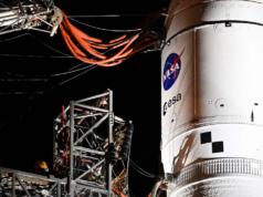 NASA lança foguete Artemis II SLS para primeira missão tripulada à Lua