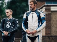 “Pillion” é um romance sub-dom terno e engraçado