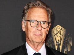 EP ‘Crown’, Produtor da Broadway e West End 73