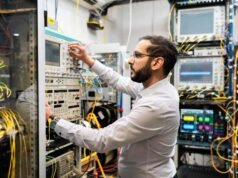 Nova gravação de fibra óptica permitiu que 50 milhões de filmes fossem transmitidos de uma só vez