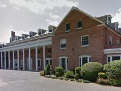 Uma professora de um internato só para meninas teria estuprado duas alunas