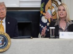 Trump e Bondi processados por acordo com TikTok