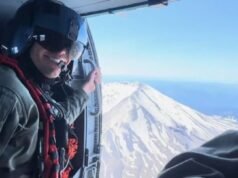 Memorial ergue-se em Astoria para nadador da Guarda Costeira após ferimento fatal de resgate