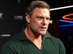 A estrela de “Reacher”, Alan Ritchson, foi flagrada em vídeo brigando com seu vizinho