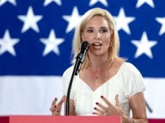 O deputado Hinson de Iowa mirou nos poderes aeroportuários dos legisladores durante a paralisação