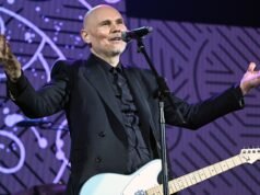 Billy Corgan acredita que a CIA colaborou com a MTV em Tank Rock. Ele está errado