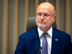 O impulso de streaming da NFL pode colocar em risco a isenção antitruste, alerta o presidente da FCC