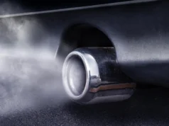 O método simples da água reduz a poluição do motor diesel em mais de 60%