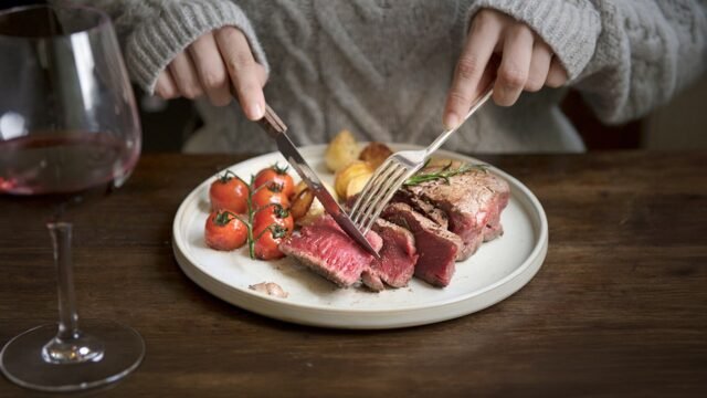 eating-red-meat-with-knife-and-fork-2.jpg