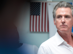 Suprema Corte bloqueia proibição da Califórnia de contar aos pais sobre transição de gênero