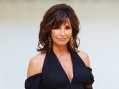 A estrela de “Showgirls”, Gina Gershon, detalha sua rejeição ao papel “explorador” no filme.