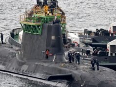 Homem e mulher iranianos de origem desconhecida presos perto de base de mísseis nucleares do Reino Unido