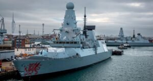 HMS Dragon enviado para Chipre após ataque do Irã à base militar do Reino Unido