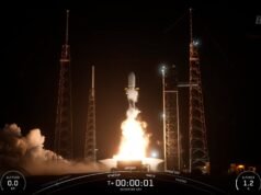 SpaceX lança satélite de televisão de 15.000 libras em órbita para a 30ª missão este ano (fotos)