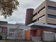 O diretor interino do ICE afirma que a agência ‘não está planejando atualmente’ a expansão do Oregon