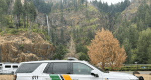 Dois caminhantes resgatados do desfiladeiro do Rio Columbia após ‘esforço prolongado’