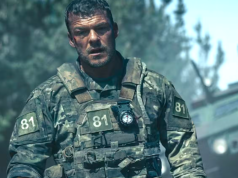 ‘War Gears’ Alan Ritchson e o diretor Patrick Hughes falam por que fizeram o filme de ação ‘como um filme de terror’ (entrevista)