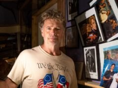 John Schneider acusa os democratas de se beneficiarem das políticas de Trump, que eles rejeitam