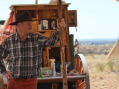 O cozinheiro do Chuck Wagon, Kent Rollins, compartilha 6 dicas para cozinhar em condições climáticas extremas