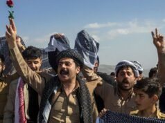 Grupos de oposição curdos iranianos estão prontos, mas recuam devido à guerra regional