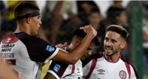 Lanús derrotou o Estudiantes de La Plata por 1 a 0 no final do dia