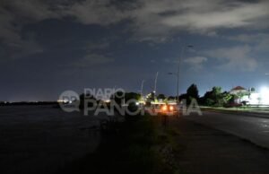 Preocupação no bairro Lomas del Golf devido às enchentes do Rio Dulce