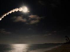 A jornada de um fotógrafo para capturar a lua de sangue surgindo sobre o Mar da China Meridional. ‘Este é um momento incrível’