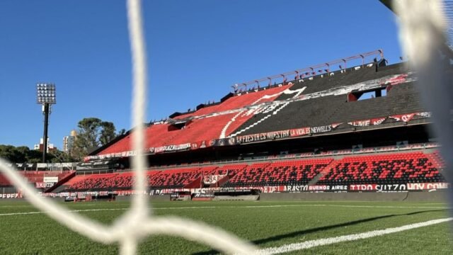 newells-coloso-marcelo-bielsa-2190576.jpg
