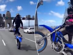 Imagens arrepiantes mostram acrobacias ‘imprudentes’ de um ciclista em uma ponte movimentada: ‘acrobacias que desafiam a morte’