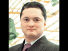 Chefe do Grupo Raymond, Gautam Singhania, ferido após lancha virar nas Maldivas