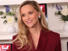 Reese Witherspoon completa 50 anos no bar Lainey Wilson’s em Nashville