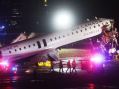 Dois pilotos morrem em colisão na pista do aeroporto de Nova York