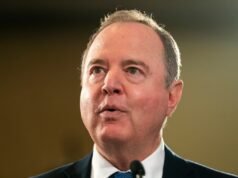 Schiff sobre o levantamento de algumas sanções russas: “Enriquecemos o nosso adversário”