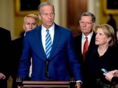 O Senado avançou por unanimidade um acordo de financiamento do DHS sem ICE e CBP em meio à paralisação