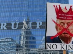 Grandes multidões participam de comícios ‘No Kings’ contra Trump nos EUA | Notícias dos EUA