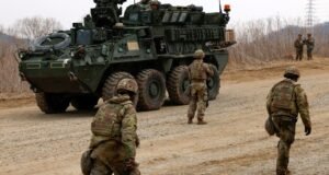 Coreia do Norte dispara mísseis em resposta a exercício militar dos EUA | Notícias do mundo