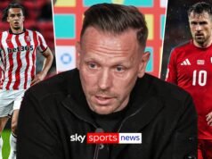 “Você está surpreso?!” | Bellamy perguntou sobre a omissão de Ramsey Wales e o vazamento da equipe