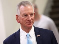 Tuberville defende postagem controversa comparando o prefeito de Nova York, Mamdani, ao 11 de setembro