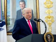 Trump afirmou que as negociações nucleares do Irã estavam indo bem depois que Teerã rejeitou o acordo