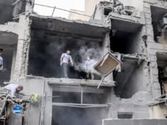 Iranianos descrevem a vida sob o bombardeio: NPR