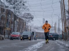 As redes anti-drones da Ucrânia ficam nas ruas enquanto os drones reacendem a guerra: NPR