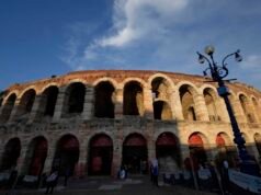 As Olimpíadas do Oriente Médio atendem à indução de atletas paraolímpicos reunidos para os jogos de inverno: NPR