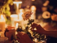 Fume um cigarro e mergulhe nas flores neste workshop guiado de design floral em DTLA