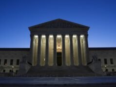 Os californianos podem precisar enviar as cédulas pelo correio mais cedo, já que a Suprema Corte sinaliza apoio ao novo prazo do dia da eleição