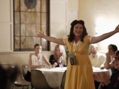 “5 Lesbians Eating a Quiche” se tornou uma experiência imersiva em Los Angeles