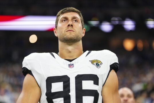 Jaguars liberam TE Johnny Mundt
