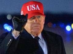 Trump diz que os EUA em breve escoltarão navios que passam por Ormuz após o bombardeio na Ilha Kharg